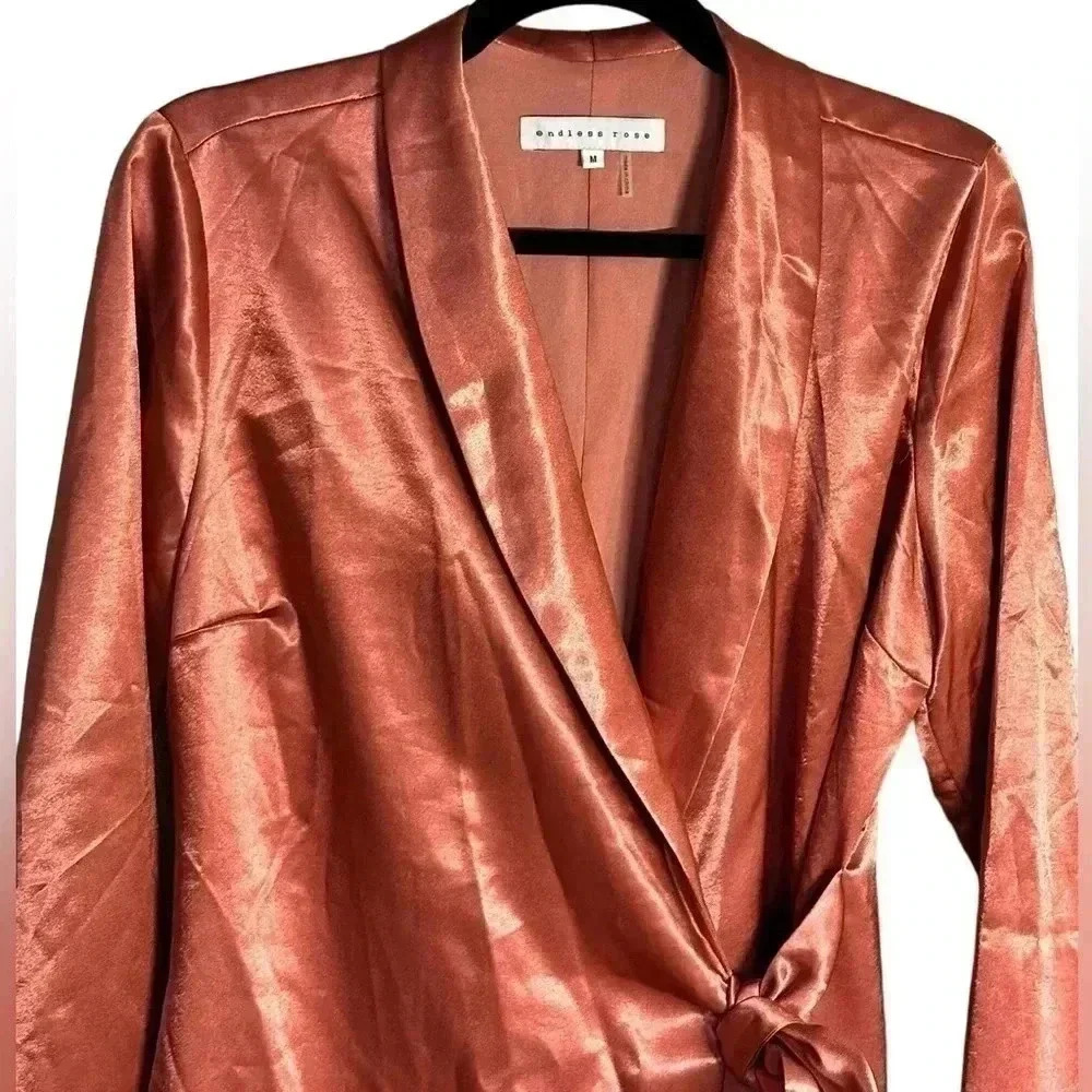 $125 Endless Rose Women's Red Satin Wrap Jacket Tie Shawl Collar Dress Size M - Picture 5 of 8